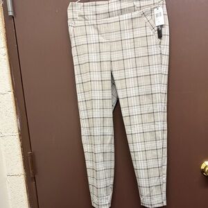Soho Apparel Plaid Capris - Beige and Gray